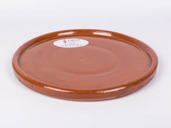 Plato chuletero en barro refractario de 28 cm.